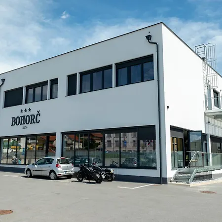 Hotel Superior Bohorc